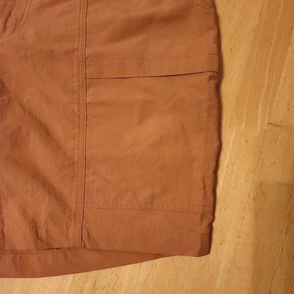 NWT Eddie Bauer brown tech shorts sizes large & xlarge - Picture 4 of 12